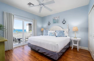 Harbor House Room